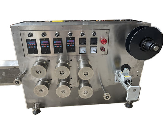 شراء 20-180 ℃ نطاق درجة حرارة الجر مختبر صغير آلة الغزل 3 كجم / سم 2 ضغط الهواء online manufacture